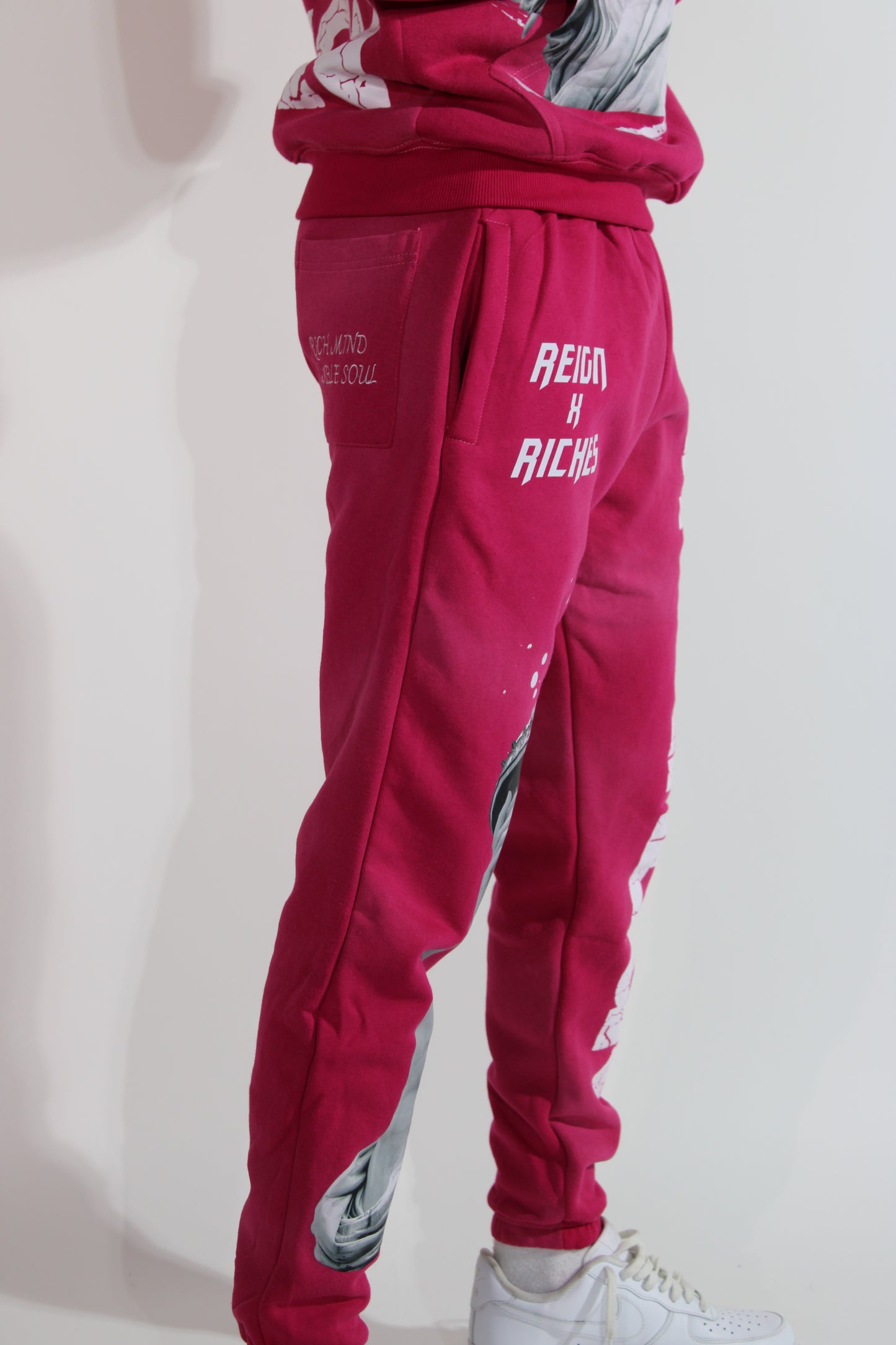 Born 2 Reign Pink Unisex Sweatpants